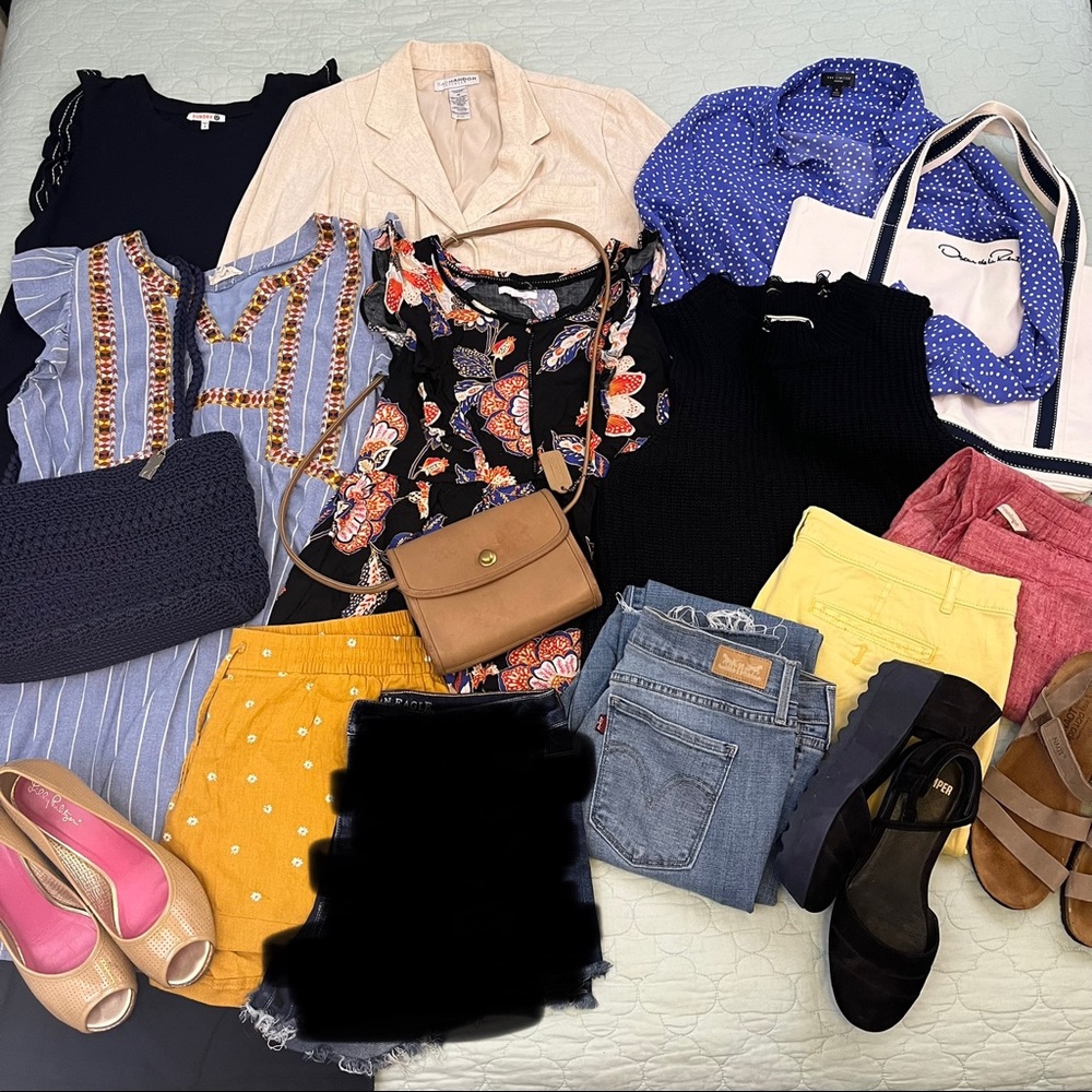 Clothing Capsule 4 — size Large